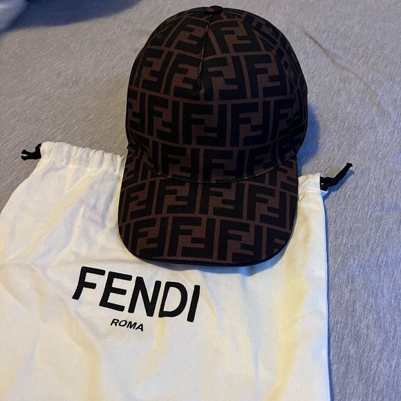 Fendi Hat FF Motif Black with dust bag EMT $330 - Picture 1 of 5